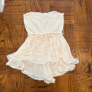 Simplee White Strapless bathing Suit Cover Up